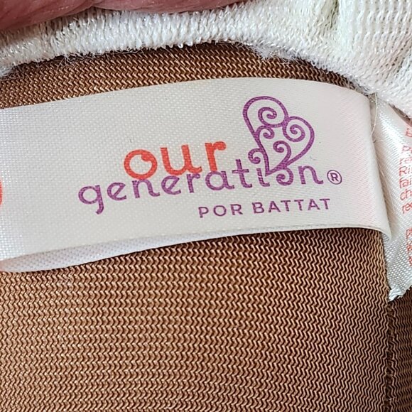 Holiday Lorena 18" Our Generation Doll - Picture 6 of 10